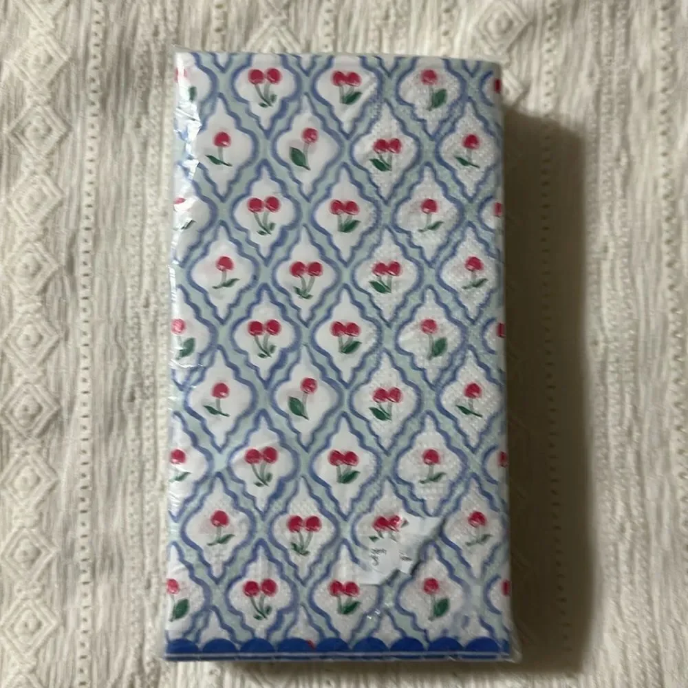 nicole miller Home 40 x 1pk Guest Paper Towel Napkins White Blue Cherry Trellis